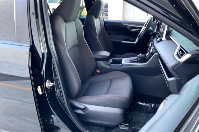 2024 Toyota RAV4 Prime SE