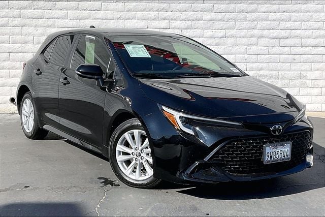 2025 Toyota Corolla Hatchback SE