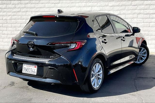 2025 Toyota Corolla Hatchback SE