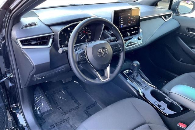 2025 Toyota Corolla Hatchback SE