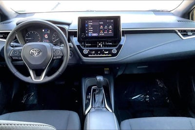 2025 Toyota Corolla Hatchback SE