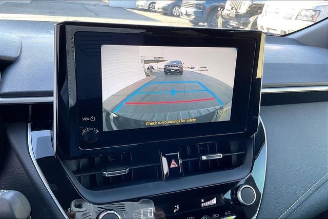 2025 Toyota Corolla Hatchback SE
