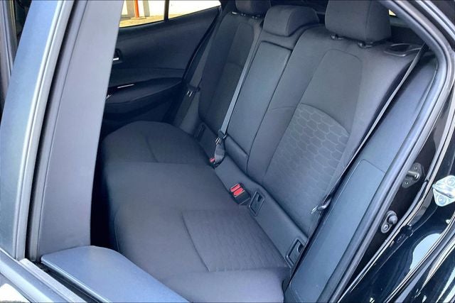 2025 Toyota Corolla Hatchback SE