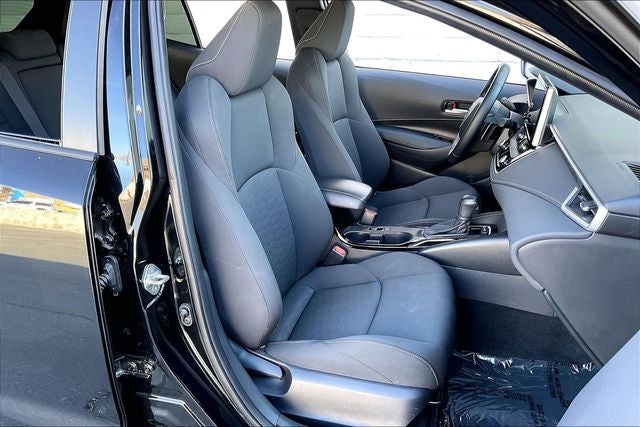 2025 Toyota Corolla Hatchback SE