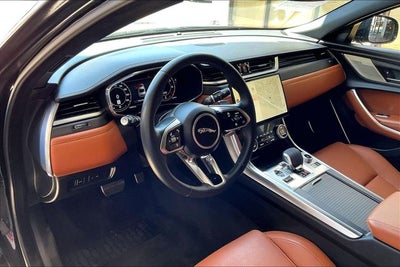 2024 Jaguar XF R-Dynamic SE