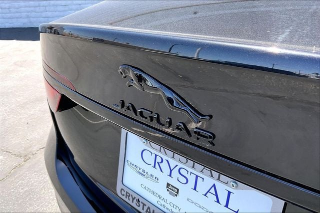 2024 Jaguar XF R-Dynamic SE
