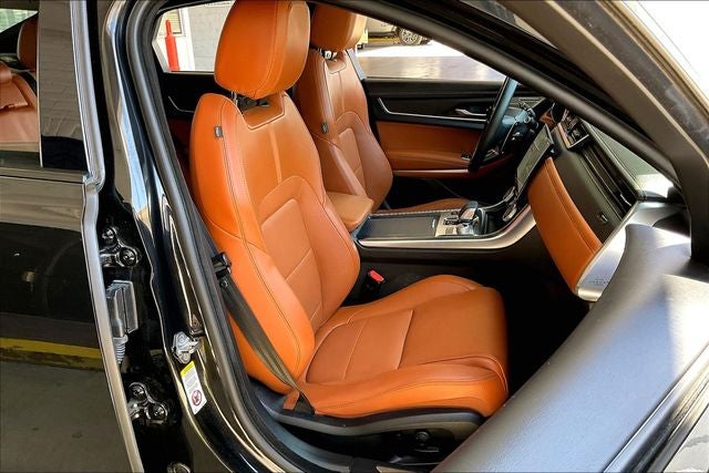 2024 Jaguar XF R-Dynamic SE