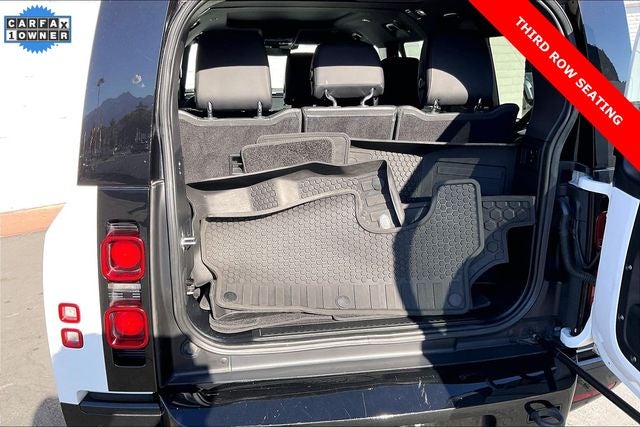 2024 Land Rover Defender 130 X-Dynamic SE