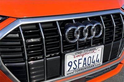 2019 Audi Q3 2.0T Prestige S line quattro