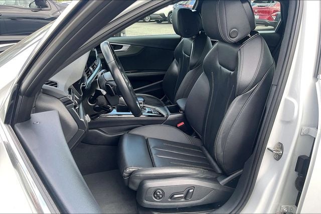 2024 Audi A4 45 S line Premium Plus quattro