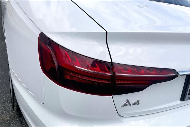 2024 Audi A4 45 S line Premium Plus quattro