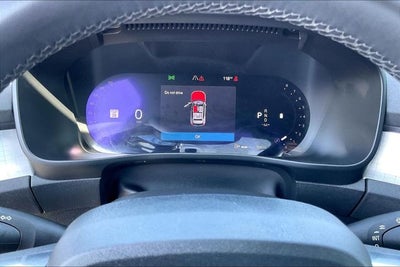 2024 Volvo XC40 B5 Core