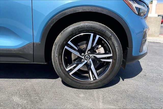 2024 Volvo XC40 B5 Core