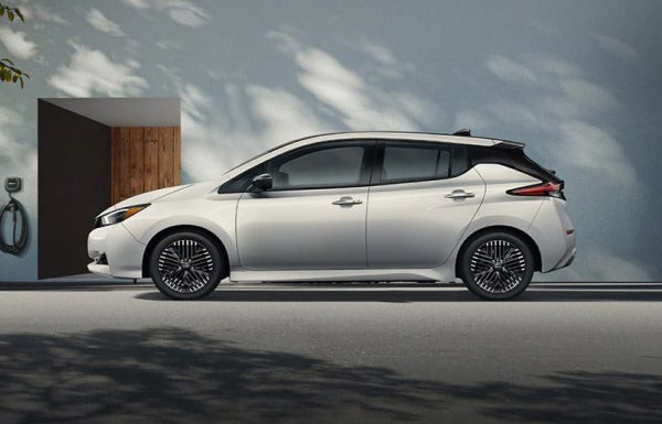 Torre Nissan in La Quinta CA